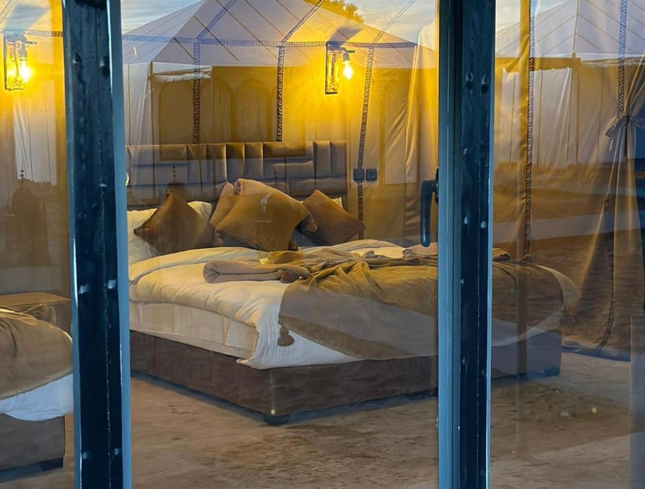 מלון מרזאוגה Unique Sahara Camp מראה חיצוני תמונה